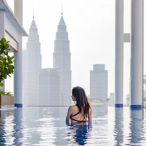 The Luxe & The Colony, Klcc Apartment